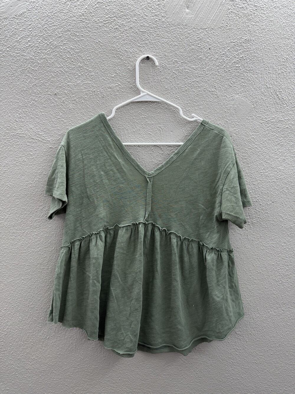 American Eagle Womens Shirt Size XS Green Short Sleeve Babydoll V-Neck